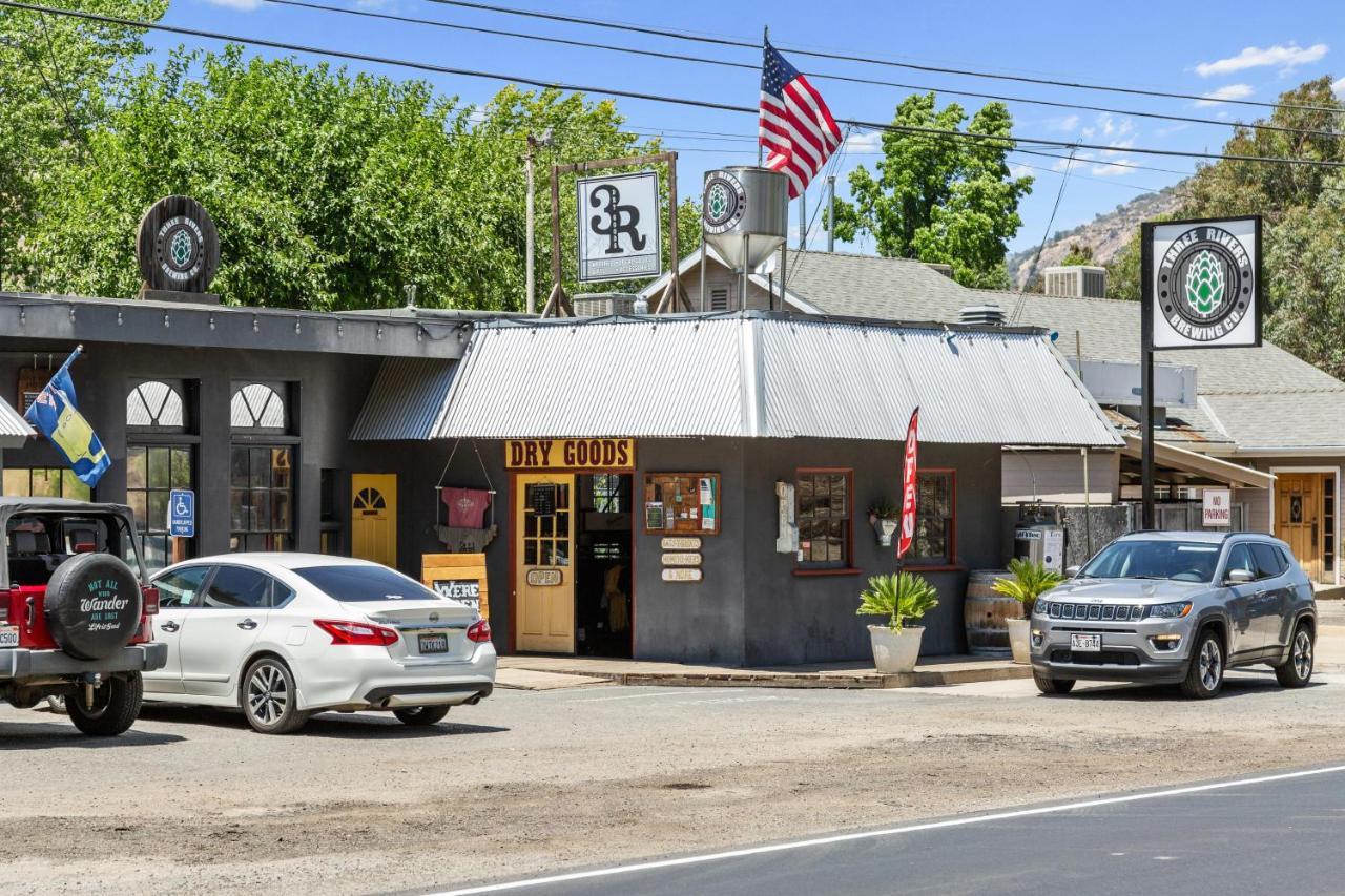 The Belle Sequoia Motel Rm9 Three Rivers Eksteriør billede