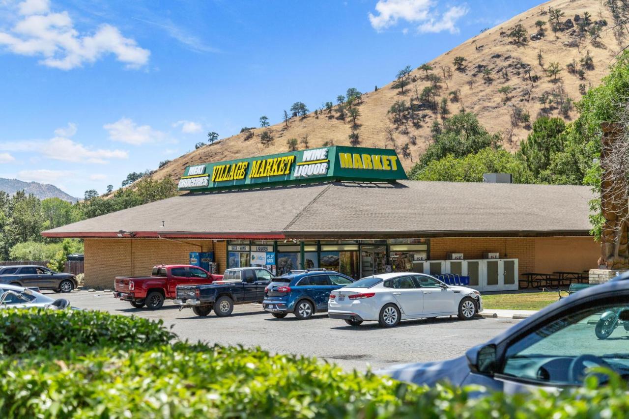 The Belle Sequoia Motel Rm9 Three Rivers Eksteriør billede