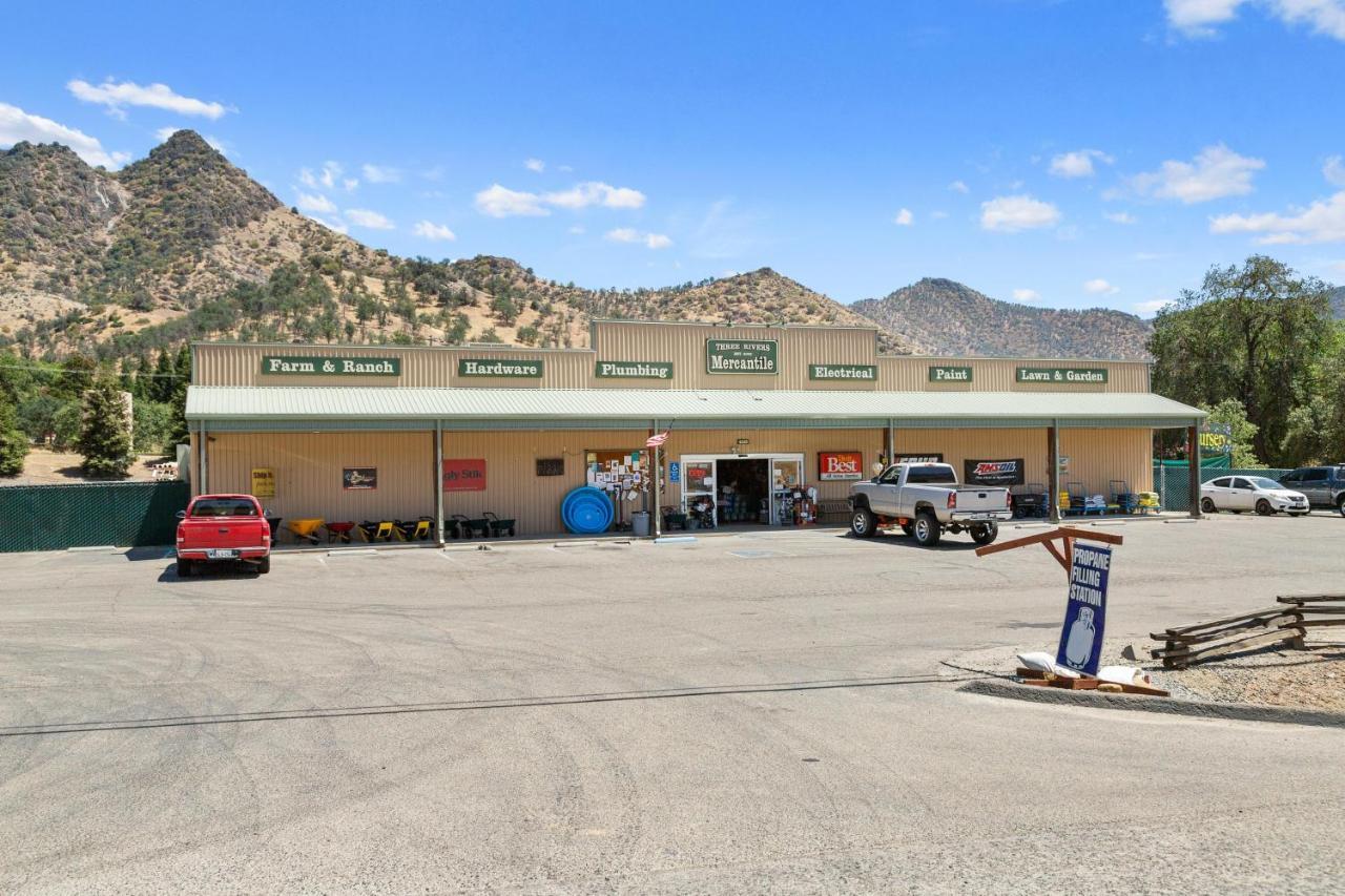 The Belle Sequoia Motel Rm9 Three Rivers Eksteriør billede